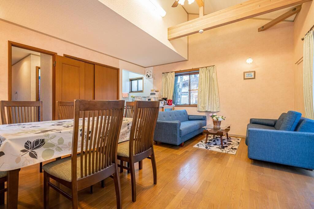おもちゃ王国と北軽井沢の大自然を満喫できる貸別荘 Karuizawa Esterno foto